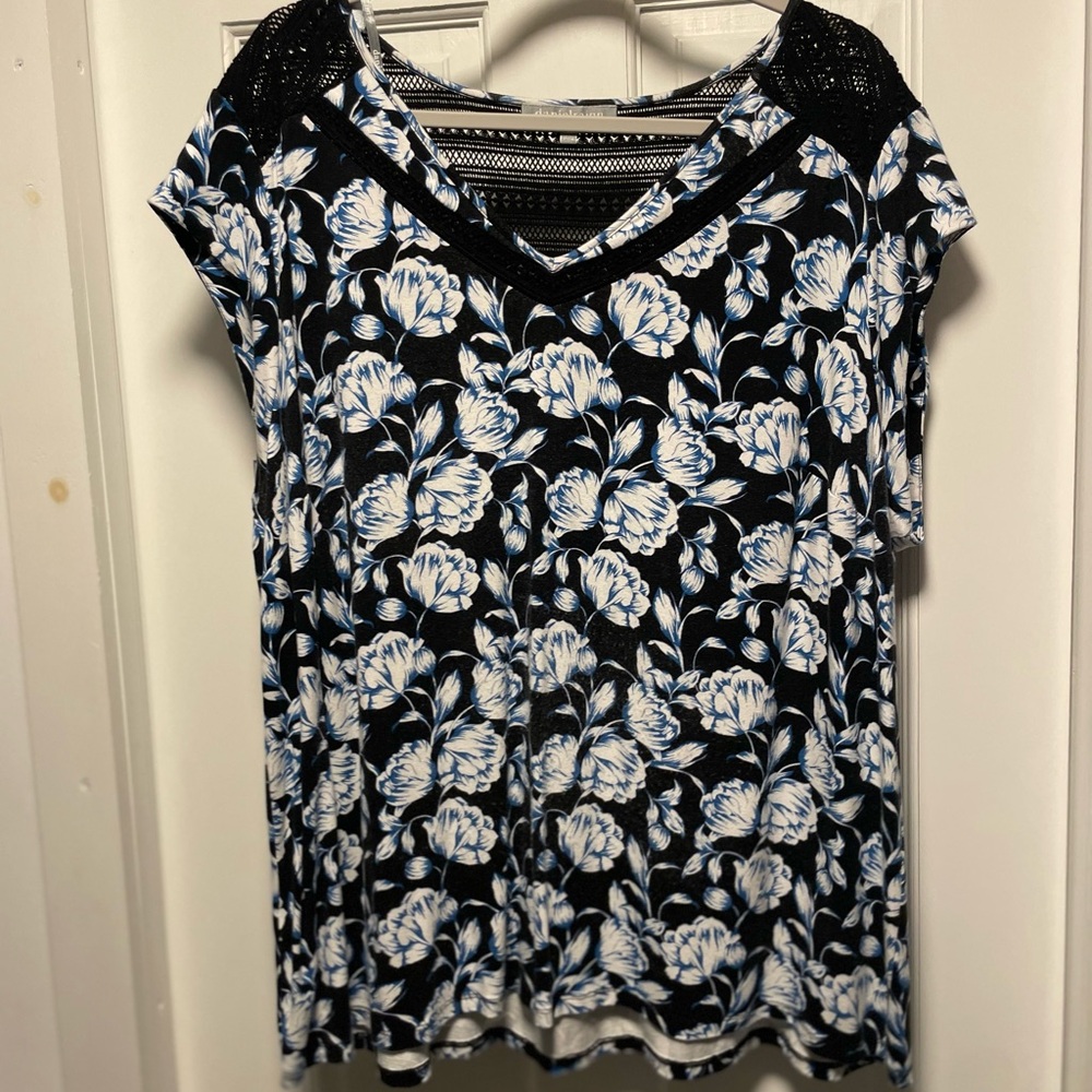 Daniel Rainn Blue and White Floral Lace Blouse